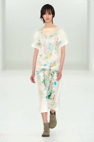 Look 1